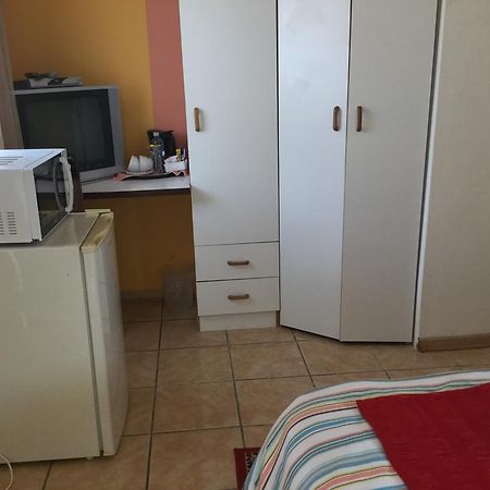 Twin Lodge Umtata Exteriör bild